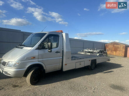 Мерседес Sprinter 2005 в Киеве на Automoto.ua Серый Мерседес Sprinter, объемом двигателя 2.69 л и пробегом 270 тыс. км за 16500 $, фото 1 на Automoto.ua