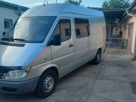 Мерседес Sprinter 2005 в Одессе на Automoto.ua Серый Мерседес Sprinter, объемом двигателя 2.7 л и пробегом 400 тыс. км за 11000 $, фото 1 на Automoto.ua
