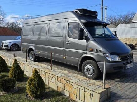 Серый Мерседес Sprinter, объемом двигателя 2.69 л и пробегом 186 тыс. км за 17500 $, фото 1 на Automoto.ua