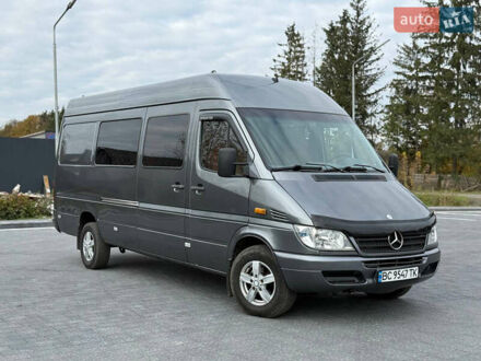 Мерседес Sprinter 2005 у Самборе на Automoto.ua Сірий Мерседес Sprinter, об'ємом двигуна 2.69 л та пробігом 293 тис. км за 11500 $, фото 1 на Automoto.ua