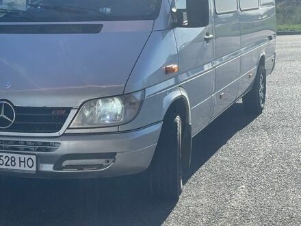 Сірий Мерседес Sprinter, об'ємом двигуна 2.2 л та пробігом 700 тис. км за 9000 $, фото 1 на Automoto.ua