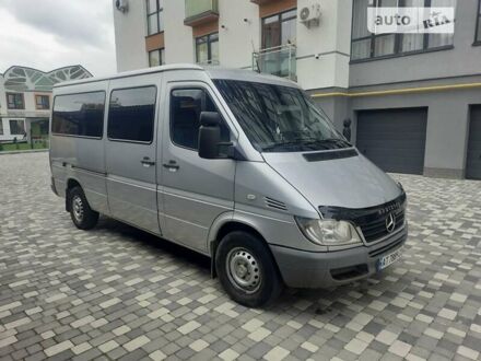 Серый Мерседес Sprinter, объемом двигателя 2.1 л и пробегом 573 тыс. км за 9600 $, фото 1 на Automoto.ua