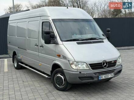 Серый Мерседес Sprinter, объемом двигателя 2.69 л и пробегом 445 тыс. км за 18500 $, фото 1 на Automoto.ua