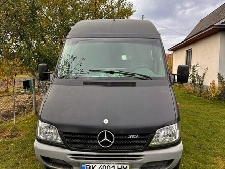 Сірий Мерседес Sprinter, об'ємом двигуна 2.1 л та пробігом 623 тис. км за 8500 $, фото 1 на Automoto.ua