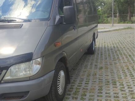 Сірий Мерседес Sprinter, об'ємом двигуна 2.1 л та пробігом 300 тис. км за 8500 $, фото 1 на Automoto.ua