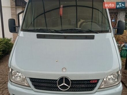 Серый Мерседес Sprinter, объемом двигателя 2.15 л и пробегом 470 тыс. км за 13000 $, фото 1 на Automoto.ua