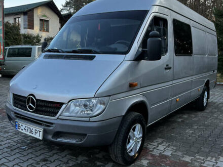 Серый Мерседес Sprinter, объемом двигателя 2.15 л и пробегом 560 тыс. км за 10500 $, фото 1 на Automoto.ua