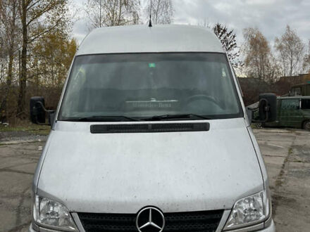 Серый Мерседес Sprinter, объемом двигателя 2.7 л и пробегом 682 тыс. км за 8000 $, фото 1 на Automoto.ua