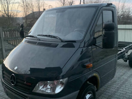 Сірий Мерседес Sprinter, об'ємом двигуна 2.7 л та пробігом 203 тис. км за 17700 $, фото 1 на Automoto.ua