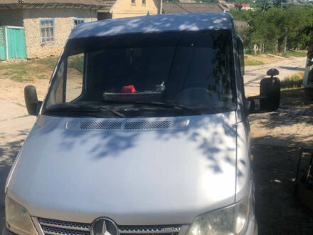 Сірий Мерседес Sprinter, об'ємом двигуна 0 л та пробігом 600 тис. км за 8000 $, фото 1 на Automoto.ua