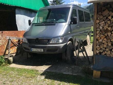 Серый Мерседес Sprinter, объемом двигателя 0 л и пробегом 600 тыс. км за 6200 $, фото 1 на Automoto.ua