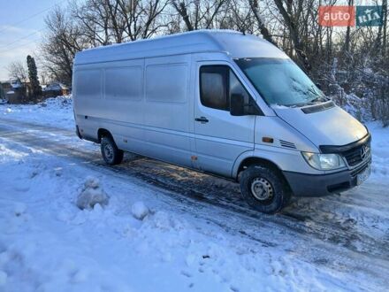 Серый Мерседес Sprinter, объемом двигателя 2.15 л и пробегом 320 тыс. км за 6600 $, фото 1 на Automoto.ua
