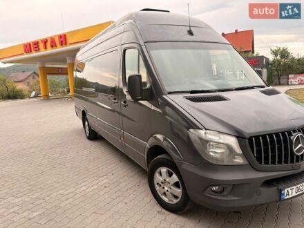 Серый Мерседес Sprinter, объемом двигателя 2.99 л и пробегом 500 тыс. км за 17858 $, фото 1 на Automoto.ua