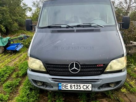 Серый Мерседес Sprinter, объемом двигателя 2.1 л и пробегом 357 тыс. км за 5000 $, фото 1 на Automoto.ua
