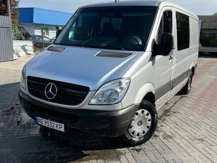 Серый Мерседес Sprinter, объемом двигателя 2.15 л и пробегом 445 тыс. км за 6400 $, фото 1 на Automoto.ua