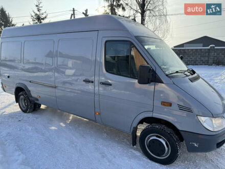 Серый Мерседес Sprinter, объемом двигателя 2.7 л и пробегом 398 тыс. км за 18800 $, фото 1 на Automoto.ua