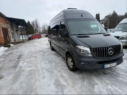 Сірий Мерседес Sprinter, об'ємом двигуна 3 л та пробігом 600 тис. км за 17843 $, фото 1 на Automoto.ua