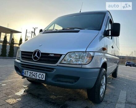 Серый Мерседес Sprinter, объемом двигателя 2.15 л и пробегом 192 тыс. км за 11200 $, фото 12 на Automoto.ua