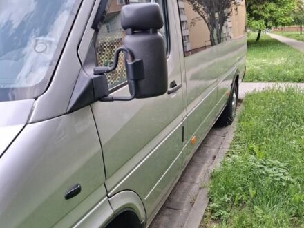Серый Мерседес Sprinter, объемом двигателя 2.7 л и пробегом 830 тыс. км за 11200 $, фото 1 на Automoto.ua