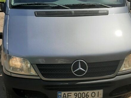 Серый Мерседес Sprinter, объемом двигателя 2.7 л и пробегом 320 тыс. км за 18000 $, фото 1 на Automoto.ua