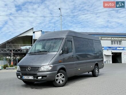 Серый Мерседес Sprinter, объемом двигателя 2.69 л и пробегом 423 тыс. км за 8900 $, фото 1 на Automoto.ua