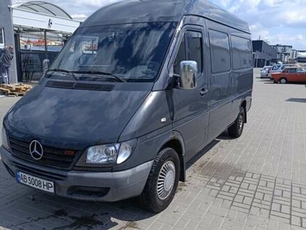 Серый Мерседес Sprinter, объемом двигателя 2.15 л и пробегом 711 тыс. км за 6500 $, фото 1 на Automoto.ua