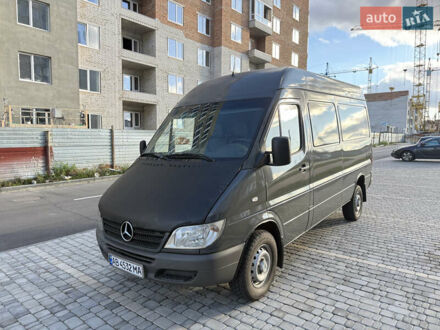 Серый Мерседес Sprinter, объемом двигателя 2.2 л и пробегом 400 тыс. км за 9800 $, фото 1 на Automoto.ua