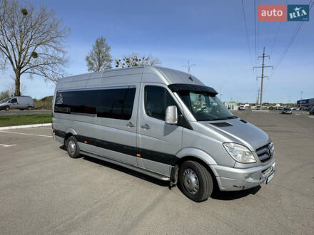 Серый Мерседес Sprinter, объемом двигателя 2.15 л и пробегом 476 тыс. км за 14200 $, фото 1 на Automoto.ua