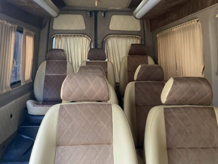 Серый Мерседес Sprinter, объемом двигателя 2.15 л и пробегом 703 тыс. км за 14000 $, фото 1 на Automoto.ua