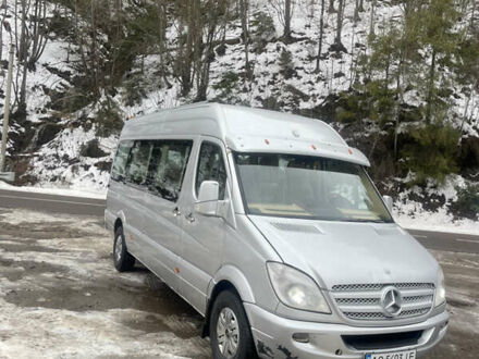 Серый Мерседес Sprinter, объемом двигателя 2.99 л и пробегом 700 тыс. км за 14000 $, фото 1 на Automoto.ua
