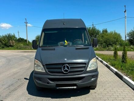Серый Мерседес Sprinter, объемом двигателя 2.15 л и пробегом 910 тыс. км за 13500 $, фото 1 на Automoto.ua