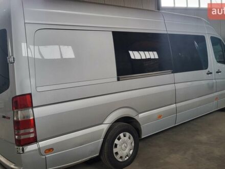 Серый Мерседес Sprinter, объемом двигателя 3 л и пробегом 830 тыс. км за 18500 $, фото 1 на Automoto.ua