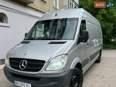 Серый Мерседес Sprinter, объемом двигателя 2.15 л и пробегом 600 тыс. км за 8199 $, фото 1 на Automoto.ua