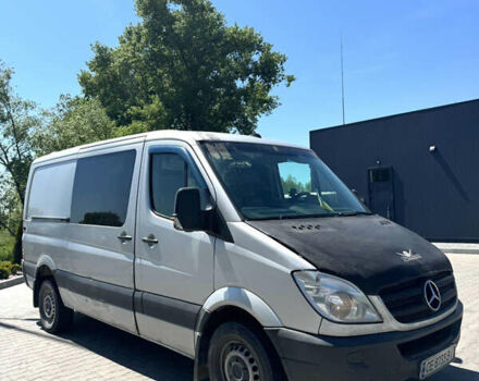Серый Мерседес Sprinter, объемом двигателя 2.2 л и пробегом 520 тыс. км за 8200 $, фото 1 на Automoto.ua