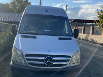 Серый Мерседес Sprinter, объемом двигателя 2.2 л и пробегом 330 тыс. км за 8700 $, фото 1 на Automoto.ua