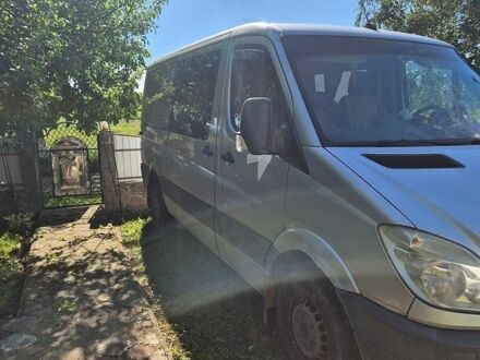 Серый Мерседес Sprinter, объемом двигателя 2.15 л и пробегом 390 тыс. км за 10500 $, фото 1 на Automoto.ua