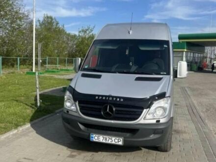 Серый Мерседес Sprinter, объемом двигателя 2.99 л и пробегом 640 тыс. км за 18989 $, фото 1 на Automoto.ua