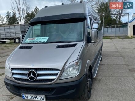 Серый Мерседес Sprinter, объемом двигателя 2.99 л и пробегом 850 тыс. км за 26000 $, фото 1 на Automoto.ua