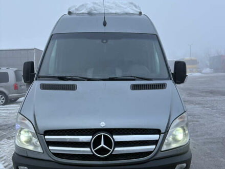 Серый Мерседес Sprinter, объемом двигателя 2.9 л и пробегом 400 тыс. км за 21500 $, фото 1 на Automoto.ua