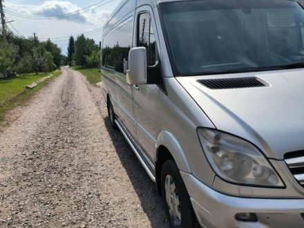 Серый Мерседес Sprinter, объемом двигателя 2.14 л и пробегом 620 тыс. км за 27800 $, фото 1 на Automoto.ua