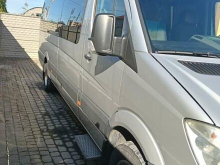 Мерседес Sprinter 2010 у Луцьку на Automoto.ua Сірий Мерседес Sprinter, об'ємом двигуна 2.99 л та пробігом 190 тис. км за 32000 $, фото 1 на Automoto.ua
