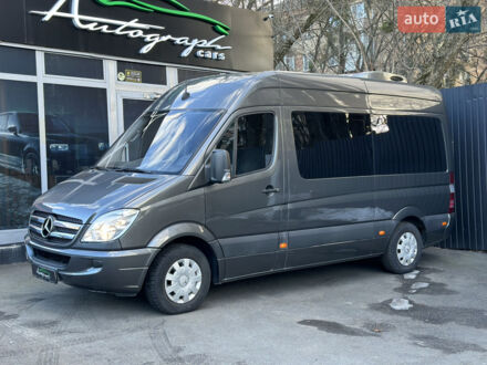 Серый Мерседес Sprinter, объемом двигателя 2.2 л и пробегом 84 тыс. км за 35000 $, фото 1 на Automoto.ua