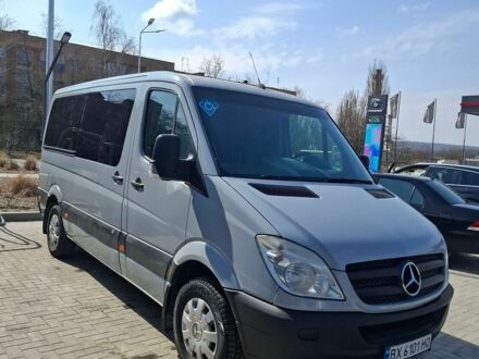 Серый Мерседес Sprinter, объемом двигателя 2.15 л и пробегом 525 тыс. км за 17999 $, фото 1 на Automoto.ua