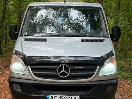 Серый Мерседес Sprinter, объемом двигателя 2.14 л и пробегом 460 тыс. км за 12200 $, фото 1 на Automoto.ua