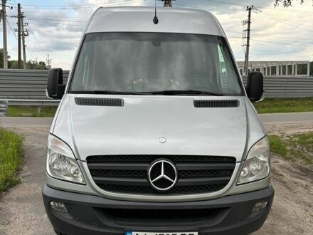Сірий Мерседес Sprinter, об'ємом двигуна 2.99 л та пробігом 220 тис. км за 45000 $, фото 1 на Automoto.ua