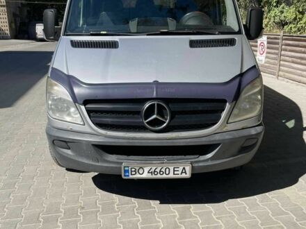 Серый Мерседес Sprinter, объемом двигателя 2.1 л и пробегом 748 тыс. км за 10992 $, фото 1 на Automoto.ua