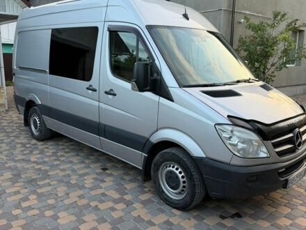 Серый Мерседес Sprinter, объемом двигателя 2.14 л и пробегом 445 тыс. км за 15300 $, фото 1 на Automoto.ua