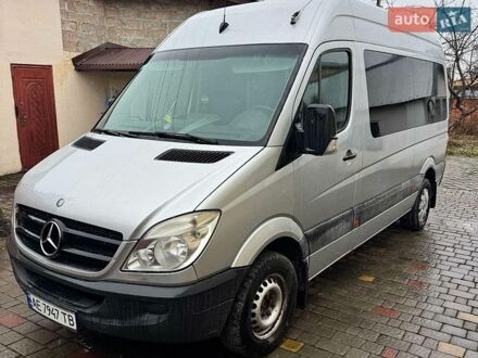 Серый Мерседес Sprinter, объемом двигателя 2.15 л и пробегом 437 тыс. км за 14300 $, фото 1 на Automoto.ua