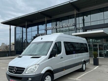 Серый Мерседес Sprinter, объемом двигателя 2.2 л и пробегом 325 тыс. км за 20900 $, фото 1 на Automoto.ua