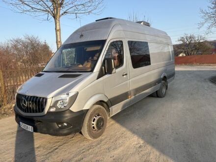 Серый Мерседес Sprinter, объемом двигателя 3 л и пробегом 300 тыс. км за 40347 $, фото 1 на Automoto.ua